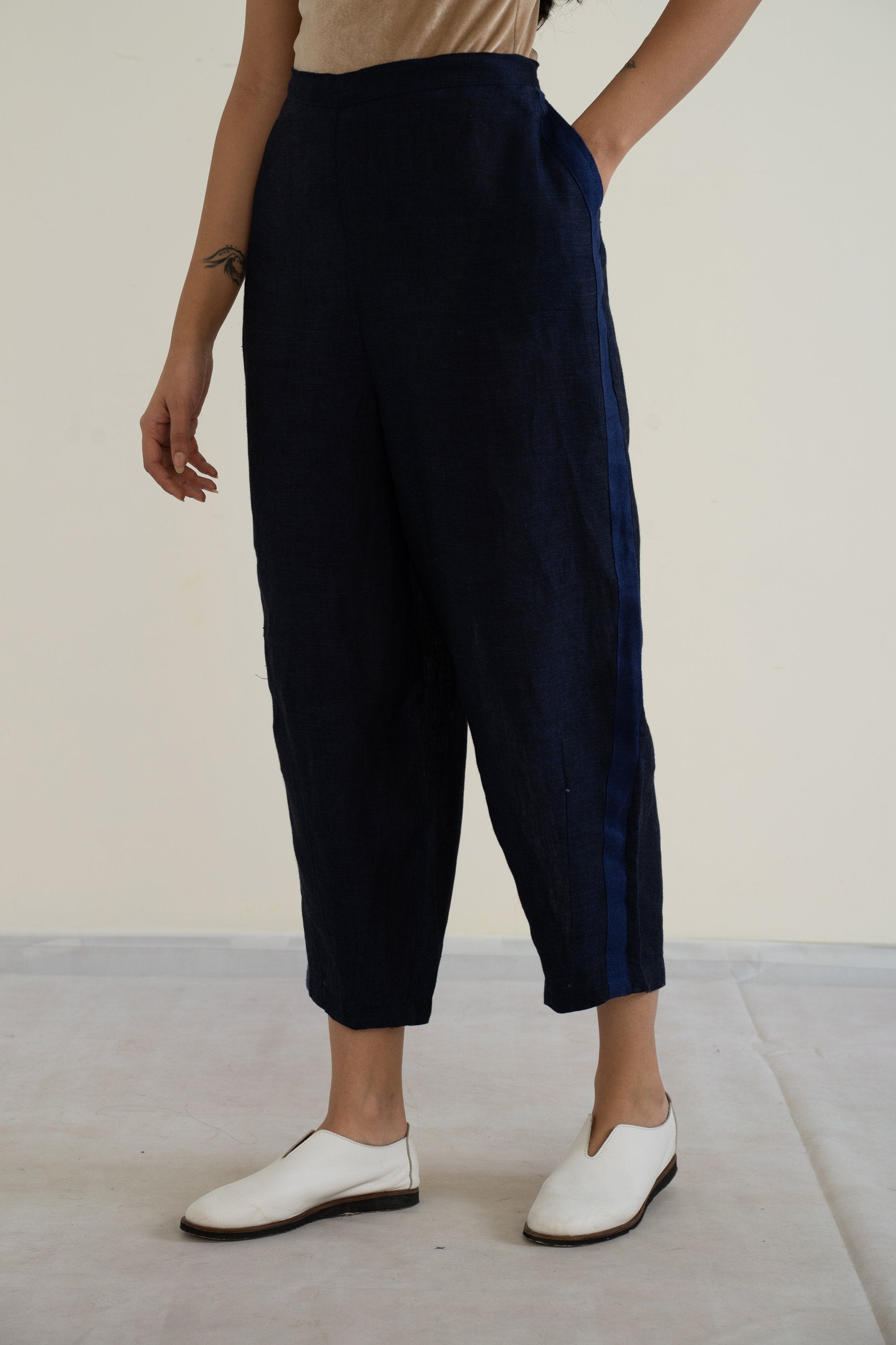 TYRA TROUSERS