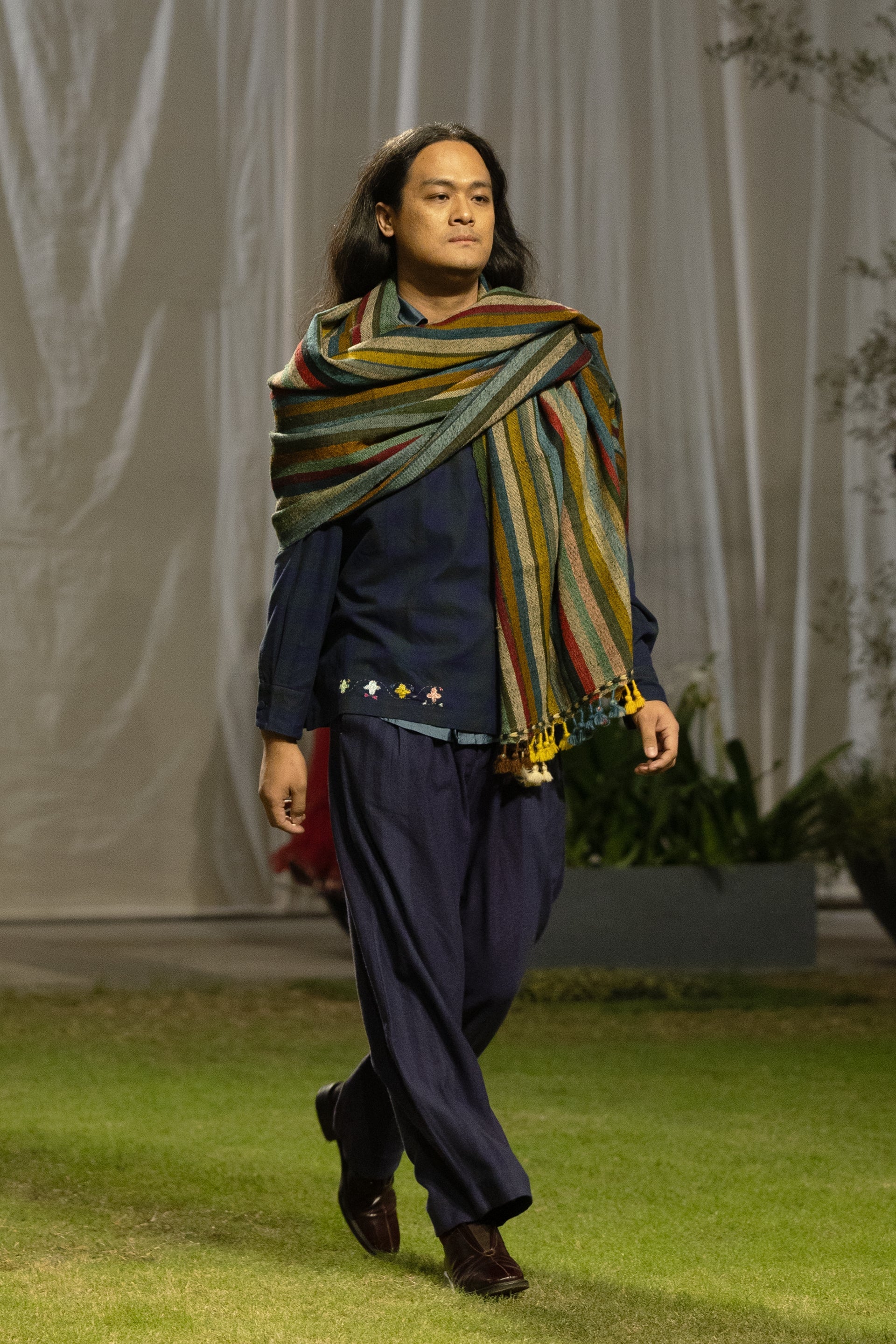 LOOK 26