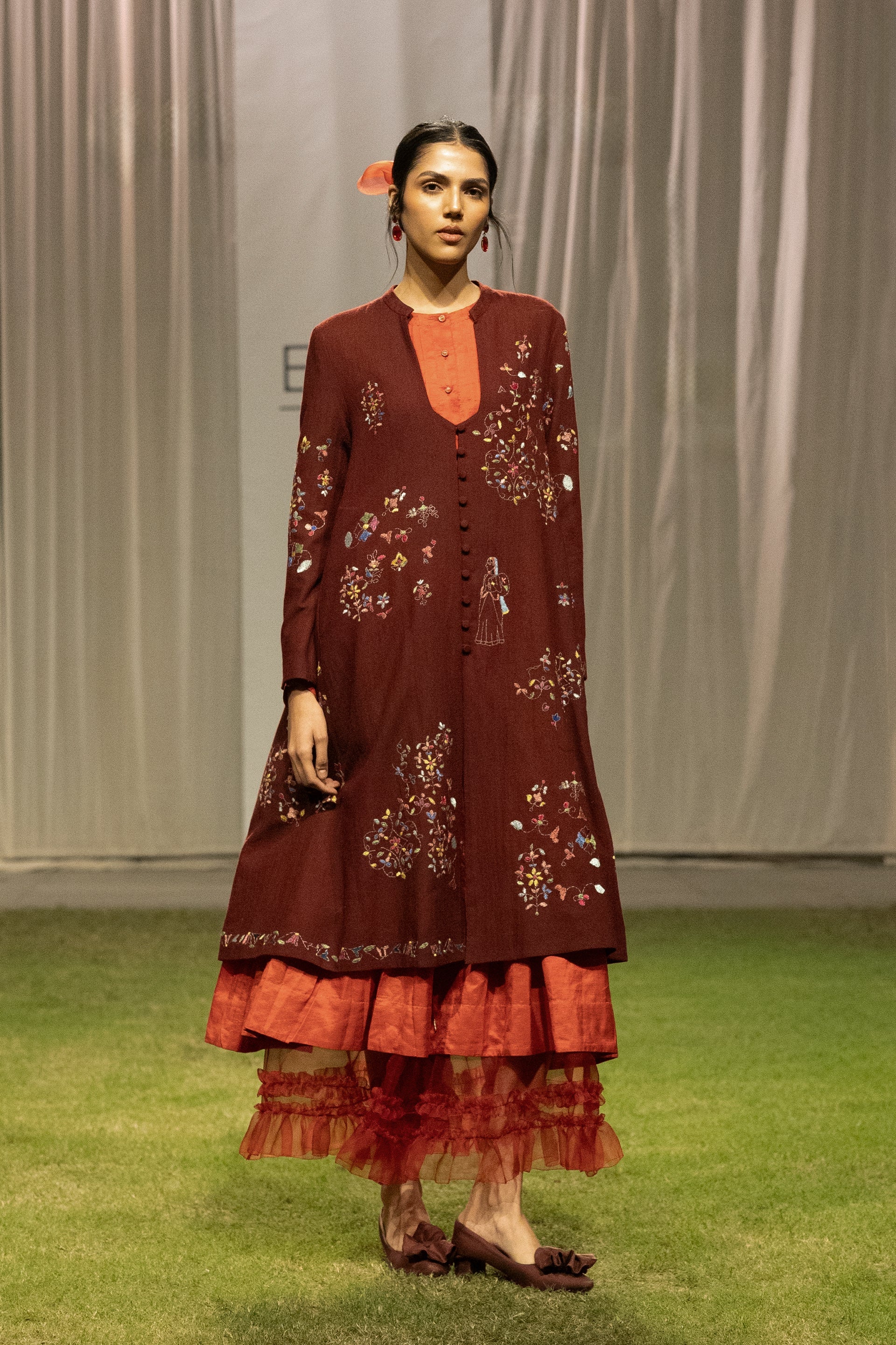 LOOK 36