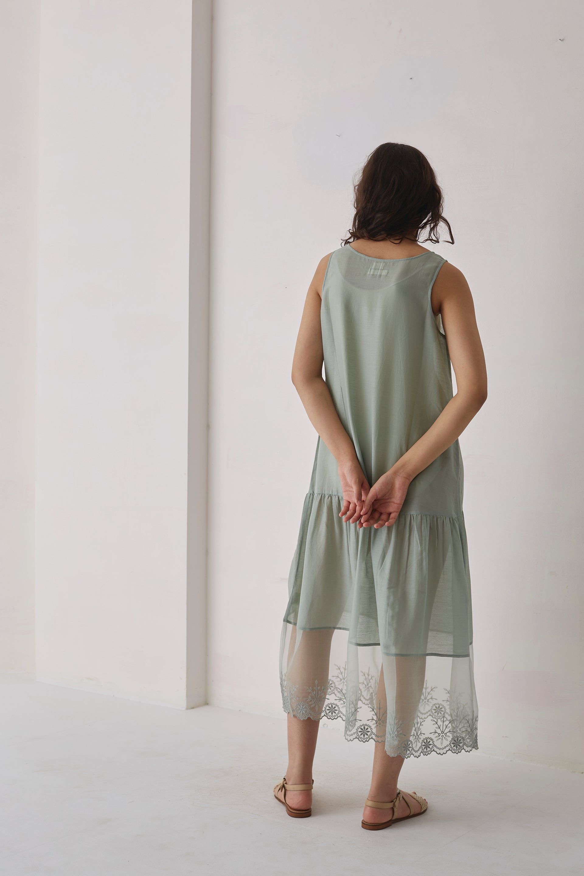 COTTON SILK UNDERLAYER WITH ORGANZA