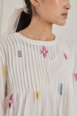 handwoven cotton Round neck Alpina top