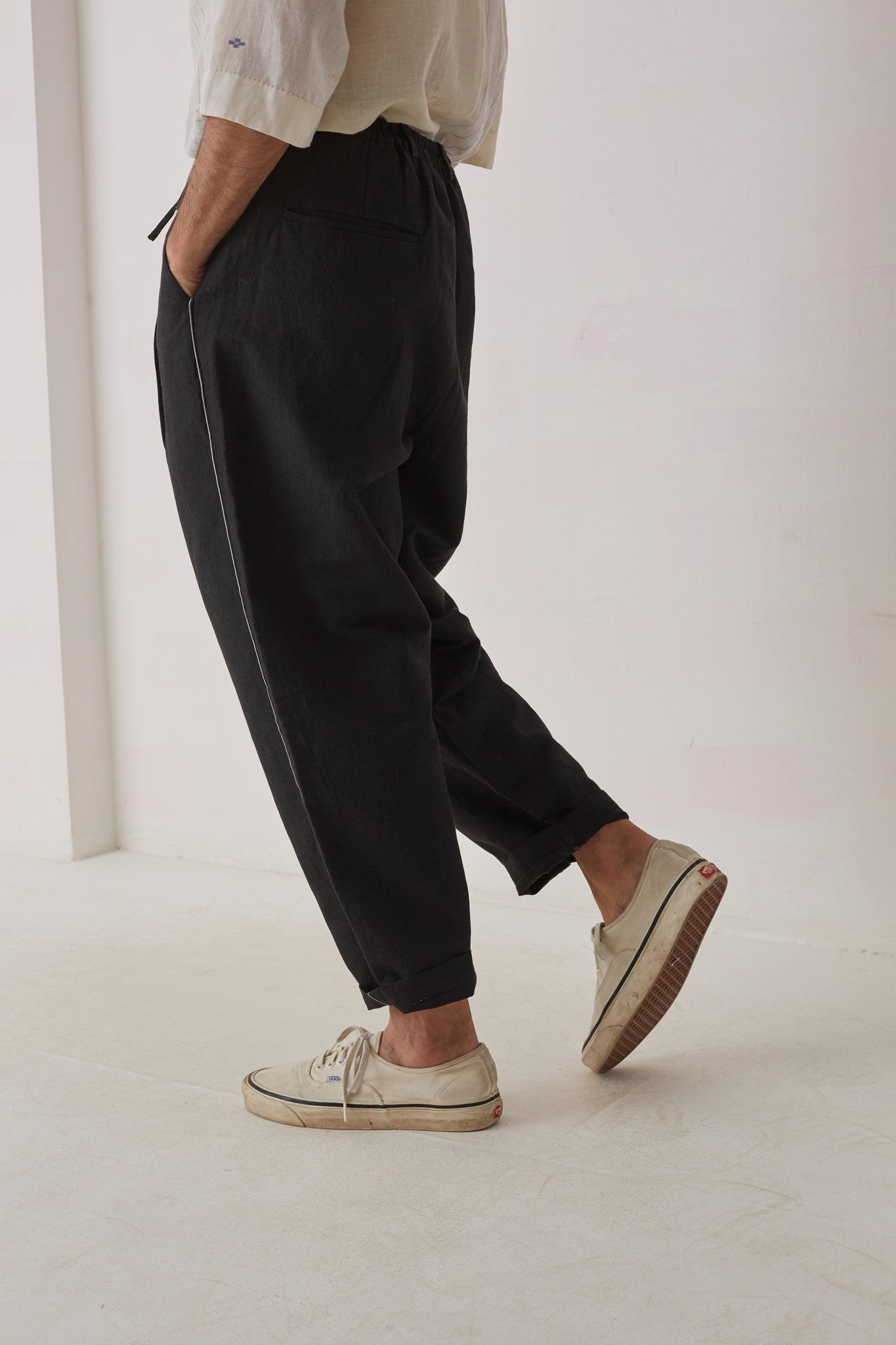Loose Fit Trousers - Trousers - Men | Shukr Clothing