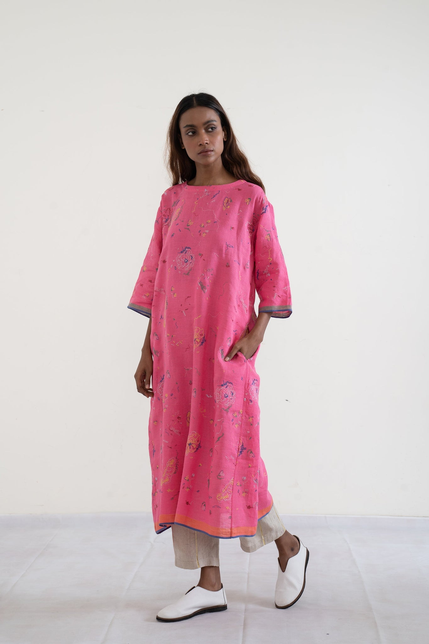 handwoven linen Round neck bayleaf dress (pink)