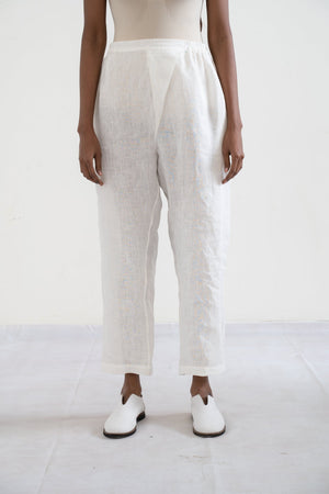 Handwoven Tapered paprika trousers (white)